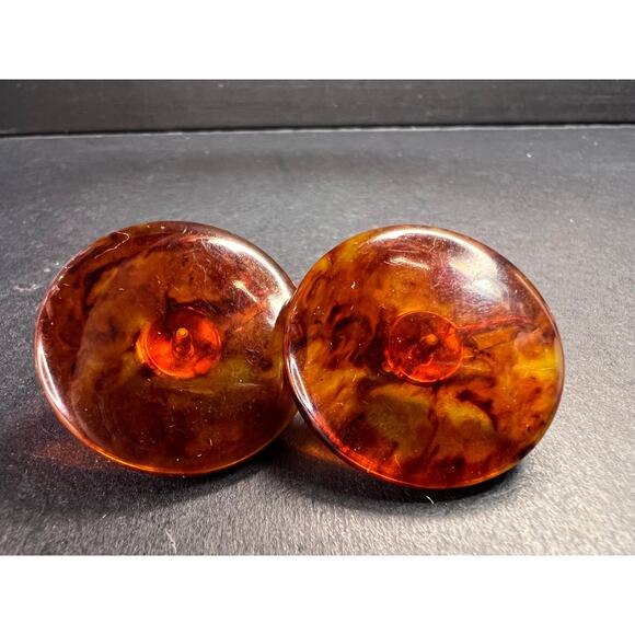 Vintage root beer Bakelite clip on button earrings - Picture 1 of 16